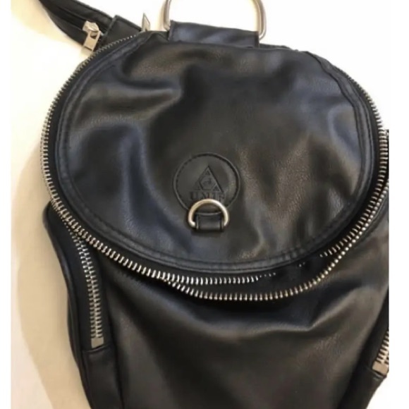 UNIF Namesake Pack excellent condition - Very RARE - Vegan - now trending - Picture 5 of 7